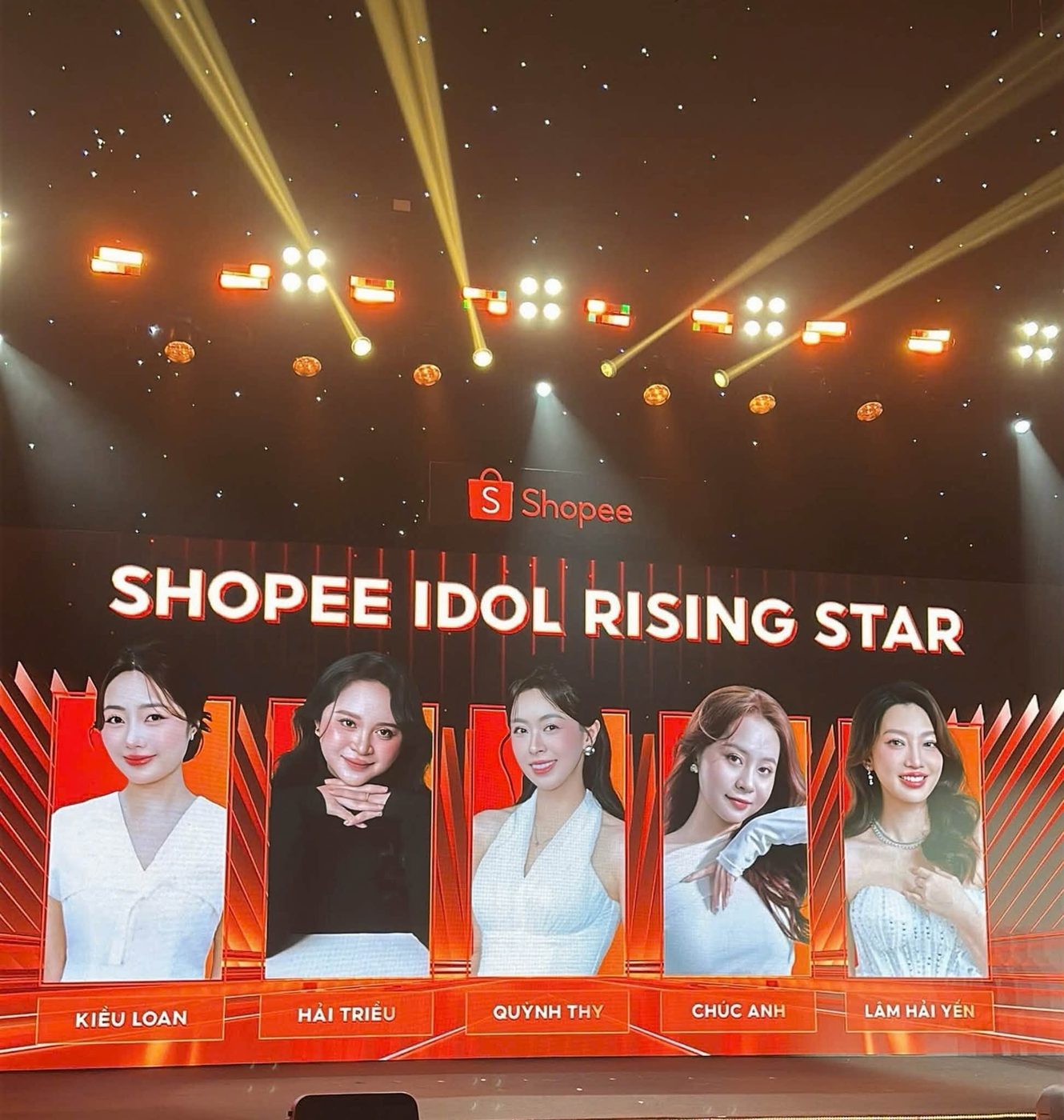 Live Nexus cùng các Creator Yến Lâm, Lê Huỳnh góp mặt tại Shopee Brands & Creators Summit 2026